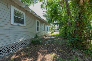 166 M l King Ave, Saint Augustine, FL 32084 - photo 3