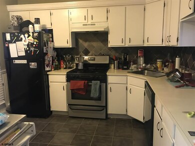 83 Shawnee Place unit 83 Society Hill III, Galloway, NJ 08205 - photo 6