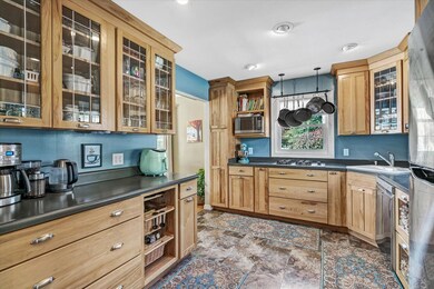 317 W Clinton St, Hastings, MI 49058 - photo 7