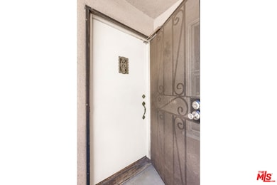 2215 Allesandro Way, Los Angeles, CA 90039 - photo 4