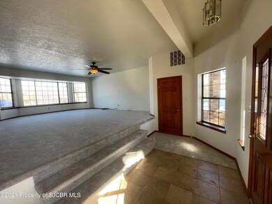 2FC33BD0-D3B3-4C0A-B808-A389265BDBDB