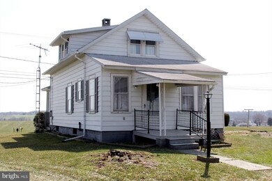 373 Shatzer Orchard Rd, Chambersburg, PA 17202 - photo 2