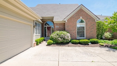 1961 Stonebridge Dr N, Ann Arbor, MI 48108 - photo 2