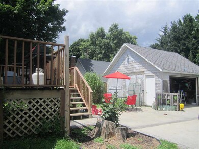 26 Garfield Ave, Evansville, WI 53536 - photo 4