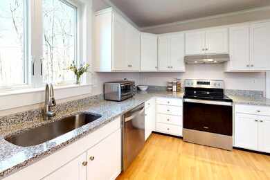 1 Algonquin Ave, Medway, MA 02053 - photo 7