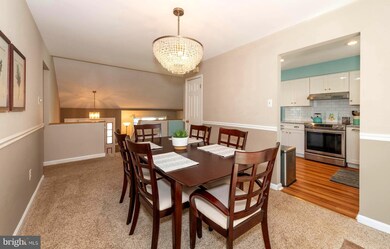 6308 Pitch Pine Ct, Sykesville, MD 21784 - photo 7