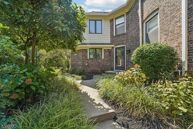 2 Casper Ct unit 13EE, Florham Park, NJ 07932 - photo 3