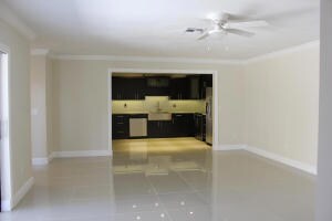 8061 Ambach Way unit 26B, Hypoluxo, FL 33462 - photo 6