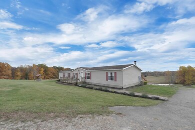 19209 Kalklosch Rd, Logan, OH 43138 - photo 4