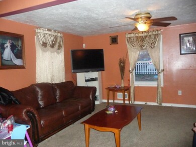 5433 Taussig Rd, Bladensburg, MD 20710 - photo 3