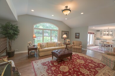 1229 Atlas Ln, Naperville, IL 60540 - photo 7