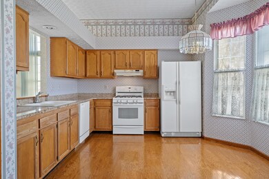 1523 Vanelm St_MLS_06