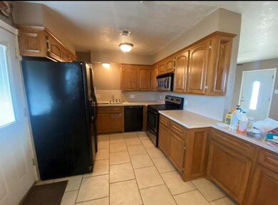 118 Harned Rd, Elgin, OK 73538 - photo 7