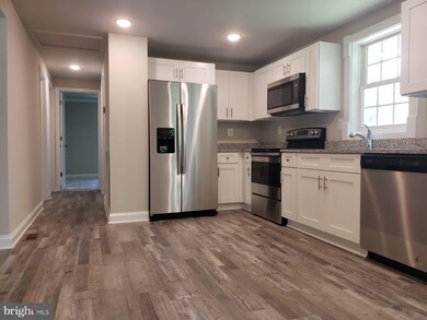 6179 Pryor Ave, King George, VA 22485 - photo 3