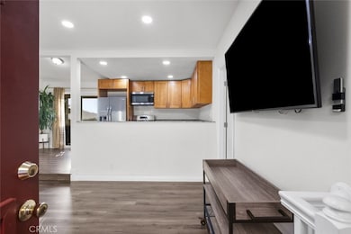 1523 E Windsor Rd unit 209A, Glendale, CA 91205 - photo 4