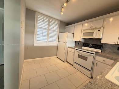 Whitehall Condos unit 204, Davie, FL 33324 - photo 6