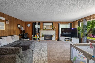 511 SE M St, Grants Pass, OR 97526 - photo 4