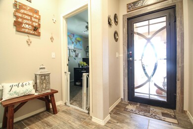 332 Canyon Vista Dr, Horizon City, TX 79928 - photo 4