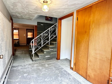 2613 Jackson St, Scranton, PA 18504 - photo 4