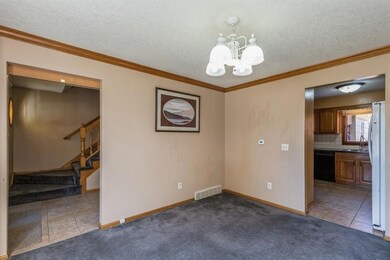 4913 Merced St, Des Moines, IA 50310 - photo 3