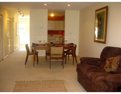 1305 Lagrange St, Chestnut Hill, MA 02467 - photo 5