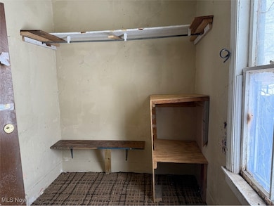 3111 W 31st St, Cleveland, OH 44109 - photo 7