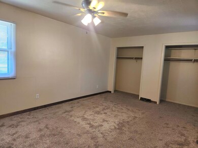 1248 Edgewood Dr, Waterloo, IA 50701 - photo 7