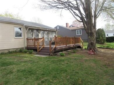 11 Cortland Ln, Cranston, RI 02920 - photo 3