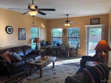 245 Karen Dr, Alamo, TX 78516 - photo 6