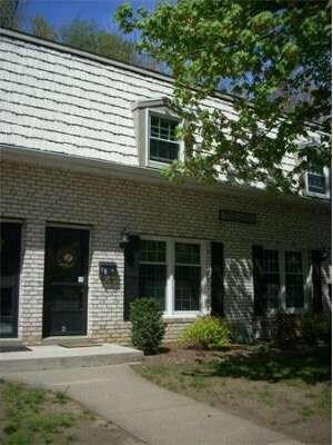4 Corey Colonial, Agawam, MA 01001 - photo 2