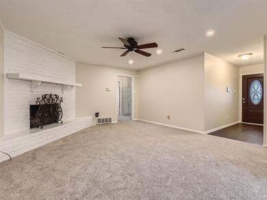 904 Shady Lake Dr, Bedford, TX 76021 - photo 7