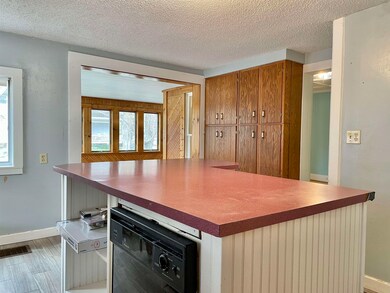 27 Lawrence Ave, Potsdam, NY 13676 - photo 3