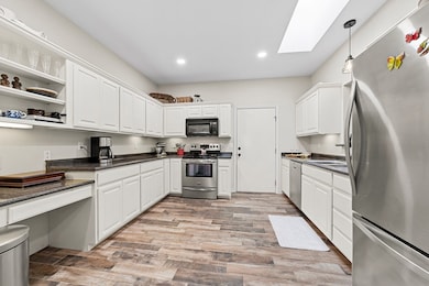 1008 Edinburgh Dr, Kerrville, TX 78028 - photo 4