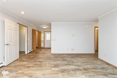 2.   Living Room-ELKO8125-FULL