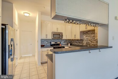 1810 Cedar Cove Way, Woodbridge, VA 22191 - photo 4