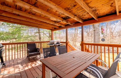 5508 Oakcreek Ln, Louisville, KY 40291 - photo 4