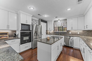 20914 Flaming Arrow Trail, Crosby, TX 77532 - photo 6