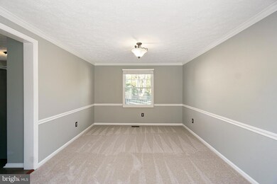 3608 Fishers Hill Ct, Fairfax, VA 22033 - photo 6