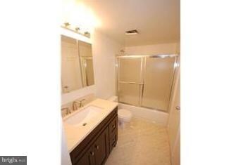 18146 Windsor Hill Dr, Olney, MD 20832 - photo 7