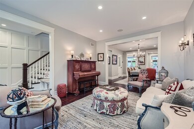 4927 N Seeley Ave, Chicago, IL 60625 - photo 4