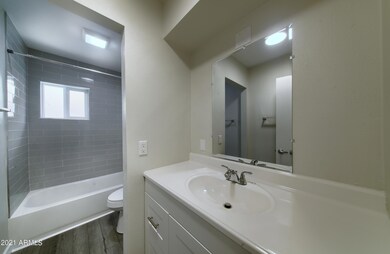 2230 E Brill St unit 3, Phoenix, AZ 85006 - photo 4
