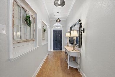 629 Tracy Dr, Azle, TX 76020 - photo 2