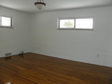 Master Bedroom. Large closet