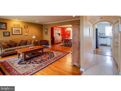 206 Maple Ave, Wyncote, PA 19095 - photo 5