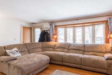 25 Watson St, Nashua, NH 03064 - photo 3