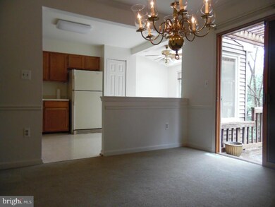 11434 Beehive Ct, Germantown, MD 20876 - photo 6