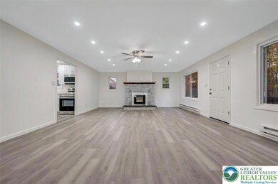 752 Toll Rd, Effort, PA 18330 - photo 5