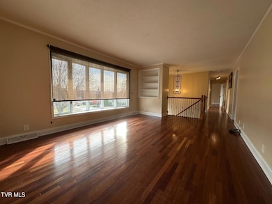 124 Arlington Cir, Kingsport, TN 37663 - photo 7