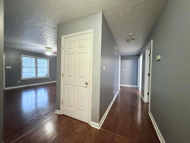 221 Woodview Dr, Nicholasville, KY 40356 - photo 4