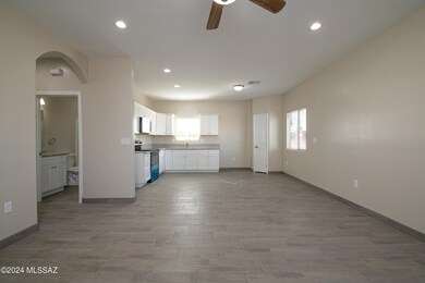 Kitchen/Dining Area